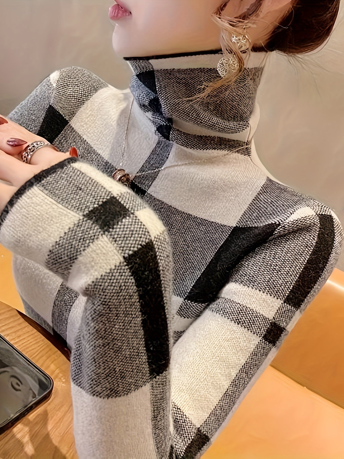 [Popular Choice] Elegant Blue and Black Plaid Turtleneck Sweater for Women - Soft Knit Pullover with Stretch, Machine Washable, Ideal for Fall/Winter, Plus Size Sweaters, Grid Pattern