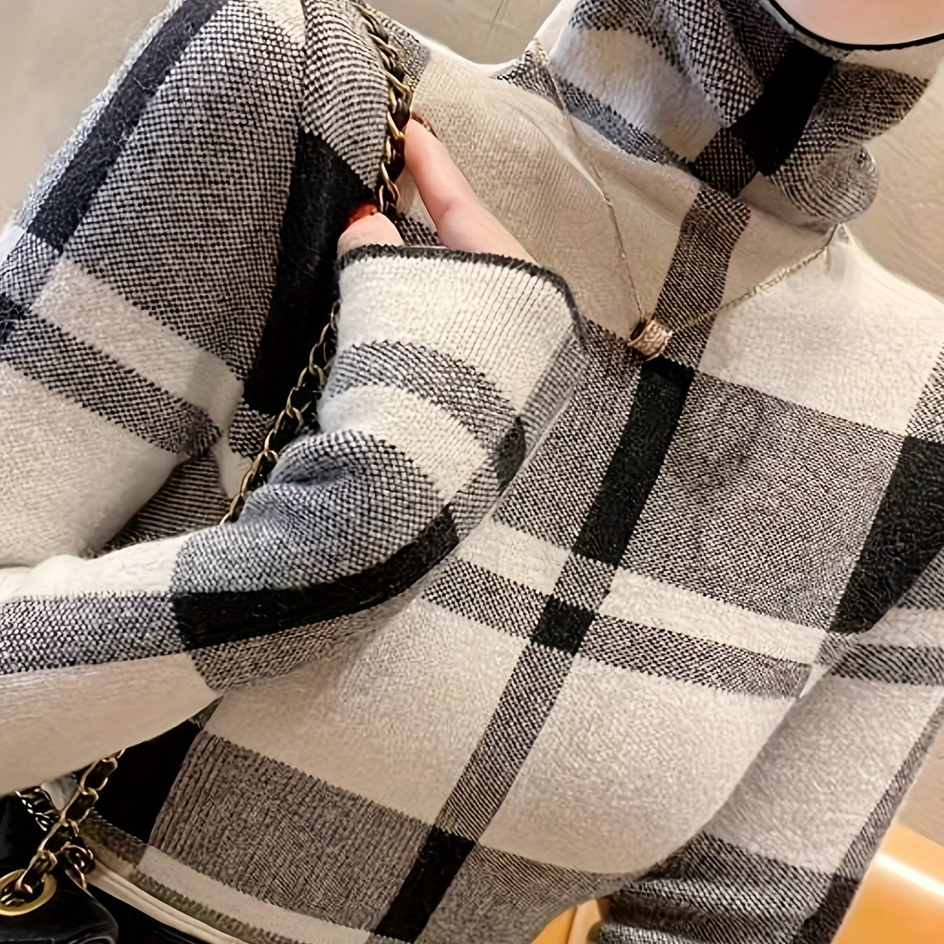 [Popular Choice] Elegant Blue and Black Plaid Turtleneck Sweater for Women - Soft Knit Pullover with Stretch, Machine Washable, Ideal for Fall/Winter, Plus Size Sweaters, Grid Pattern