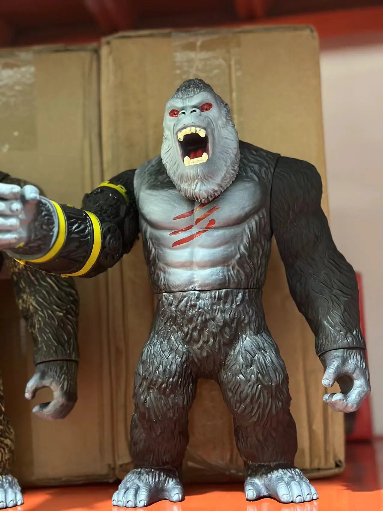 Godzilla VS King Kong Figure Action Anime Figurie Gulian Runaway Rabid Godzilla ABS Soft Glue Monster Doll Model Ornaments Toys