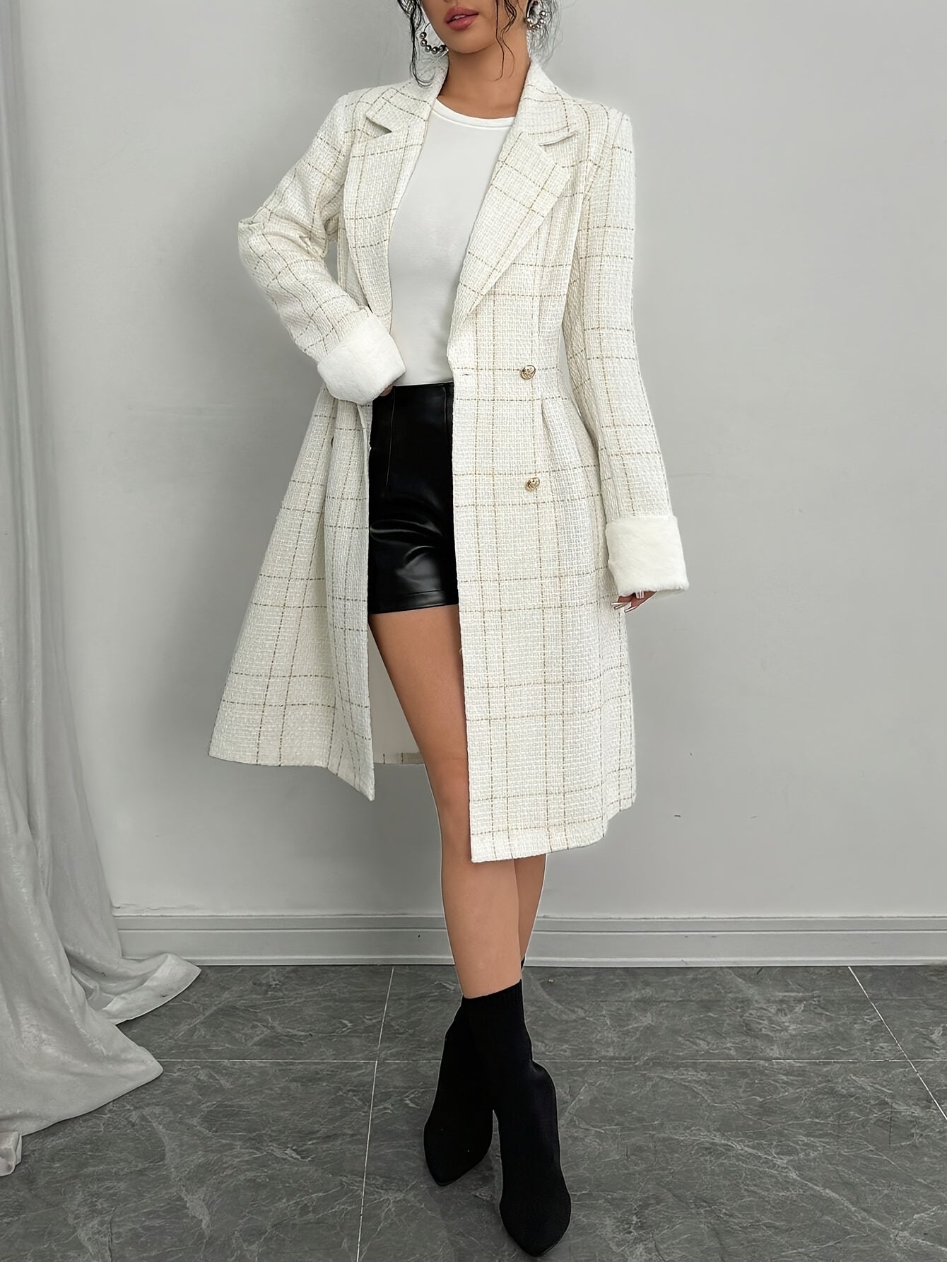 Directional Development Flared Collar and Waist A-line Double Row Button Small Fragrant Wind Autumn and Winter Jacket