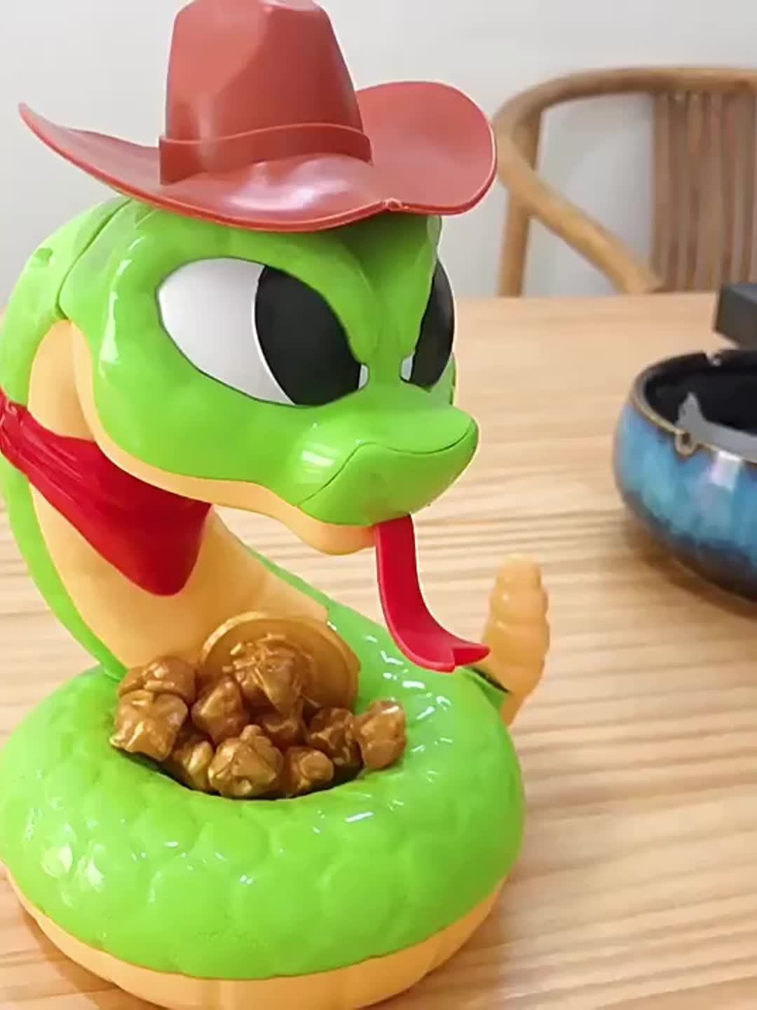 Hilarious Rattlesnake Game - Steal the Golden Coin Before He Strikes, Novelty Green Plastic Toy